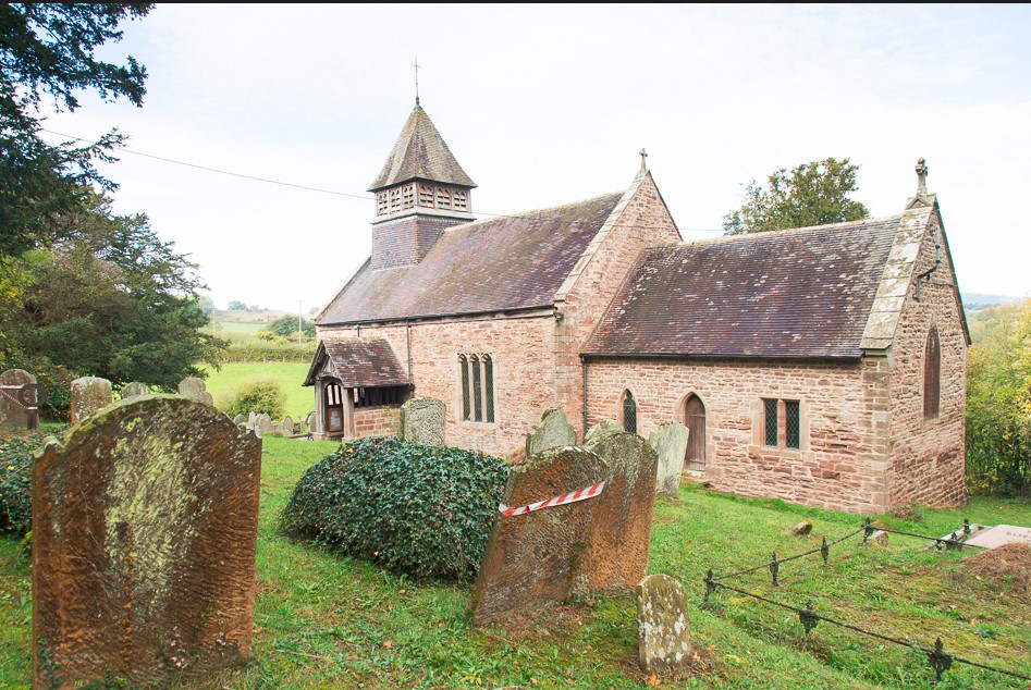 Llanvihangel Ystern Llewern Church